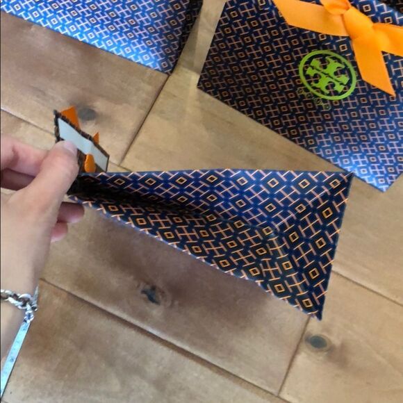 Tory burch shopping bags - Picture 7 of 7